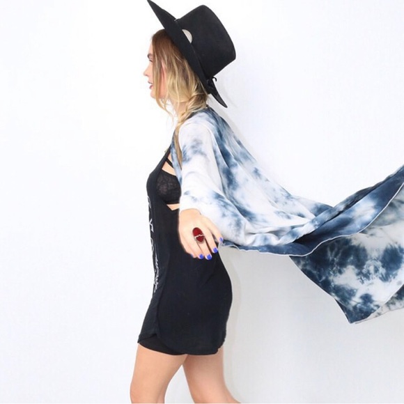 Phraseology Indigo Hand Dyed Kimono - Picture 8 of 13
